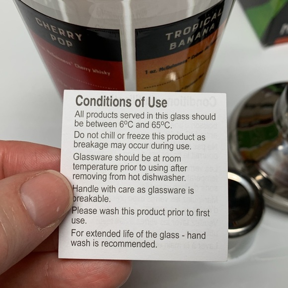 McGuinness Mixables Cocktail Shaker - with 6 coloured cocktail recipes NWOT - Picture 7 of 8